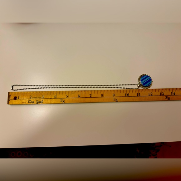 Upcycled broken Pyrex Blue Stripe Barcode ball chain necklace & star pendant - Picture 3 of 6